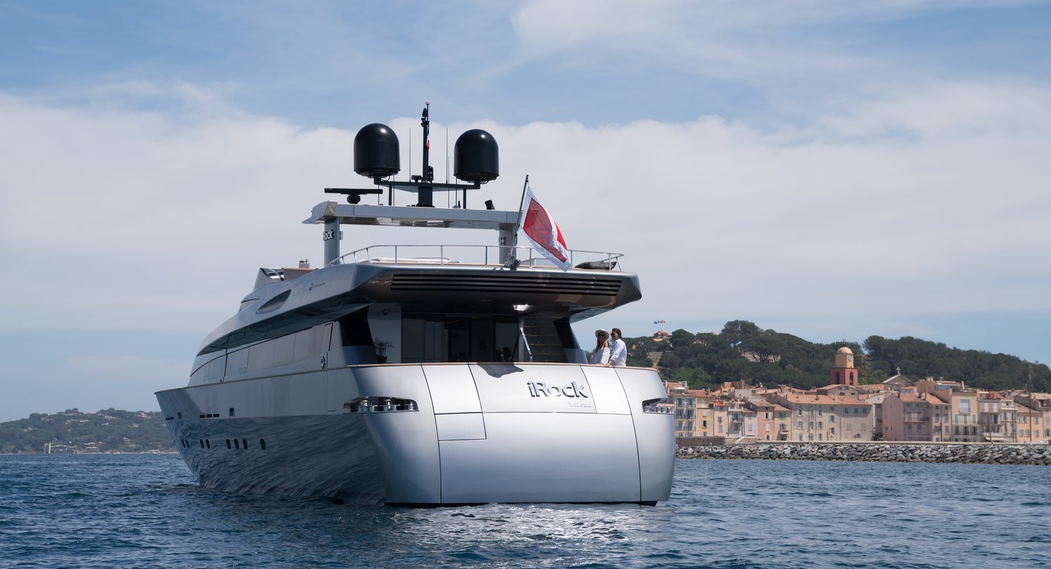 MY iRock at anchor off Saint-Tropez